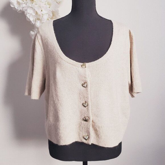 Torrid Vegan Cashmere Cardigan Button- Front Cropped Sweater Size 1X (14-16) NWT - Picture 6 of 16